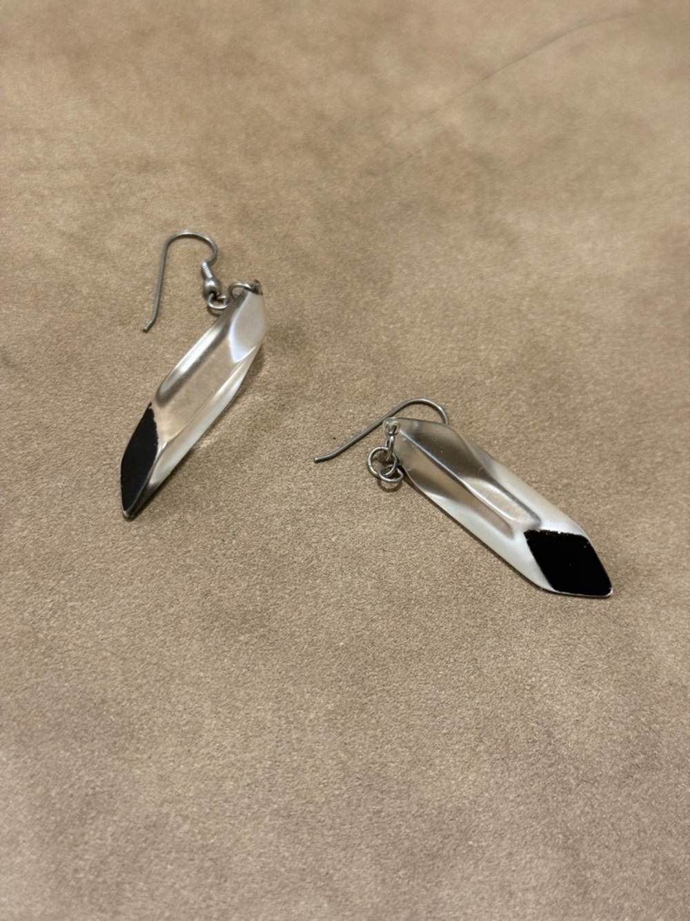 Elegant Clear Crystal Drop Earrings - Minimalist Silver Hooks - Picture 2 of 2